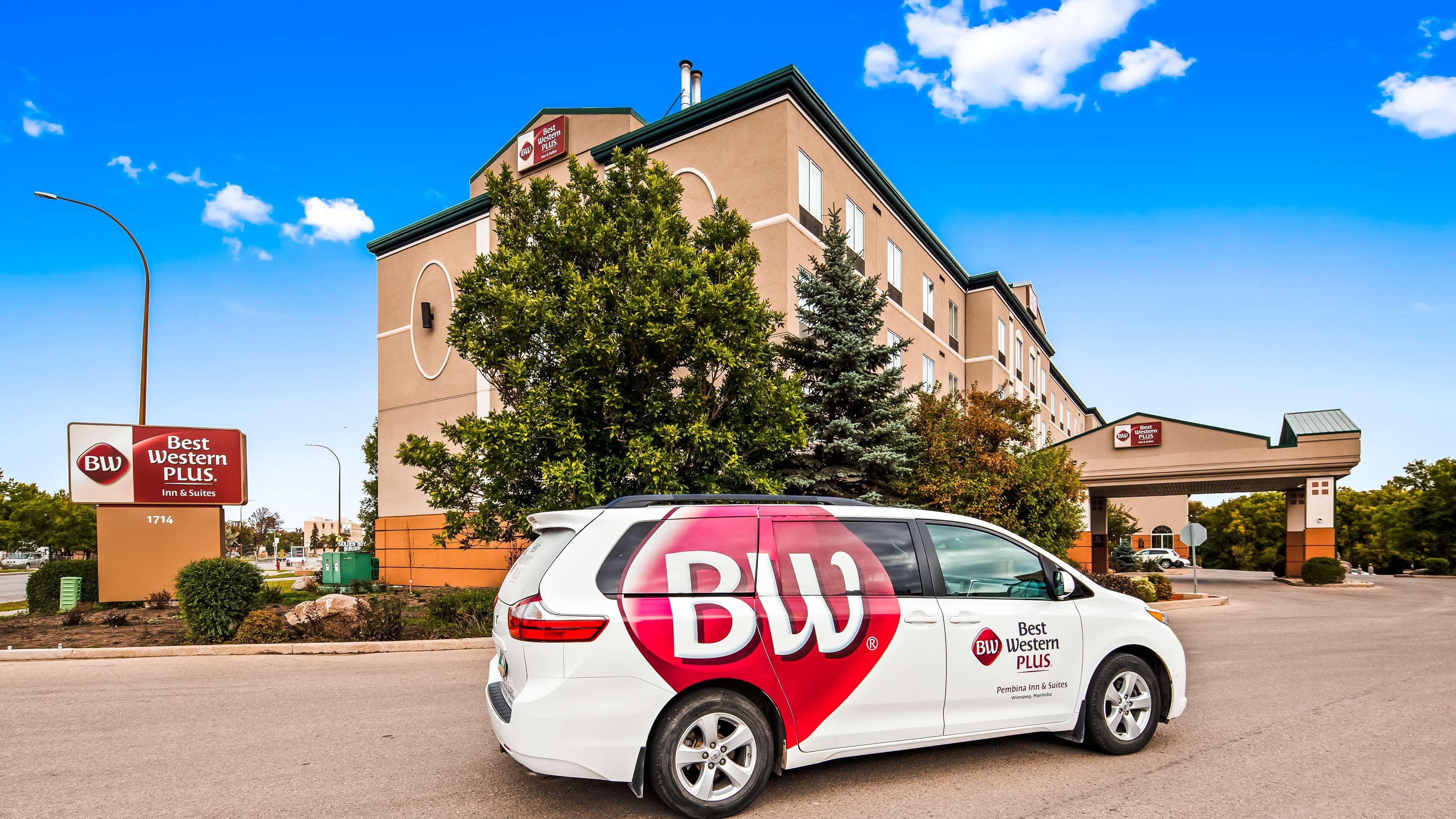 Best Western Plus Pembina Inn & Suites Winnipeg Exterior photo